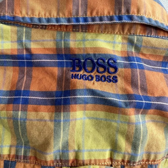 Boss Hugo Boss‎ Green Label Button-up Short Sleeve Plaid Shirt Cotton Size Small - Picture 3 of 12